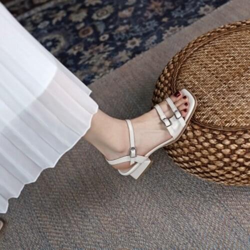 BLXQPYT Zapatos De Mujer Leather Gladiator Sandals Women 2021 Peep Toe High Quality Low Heels Party Casual Shoes Size 32-43 D-51