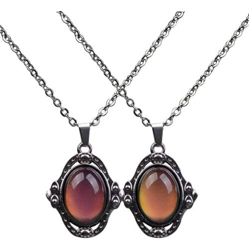 Pack of 2 PCS Royal Vintage Color Change Oval Stone Pendant Mood Feeling Temperature Necklace Jewelry Gift