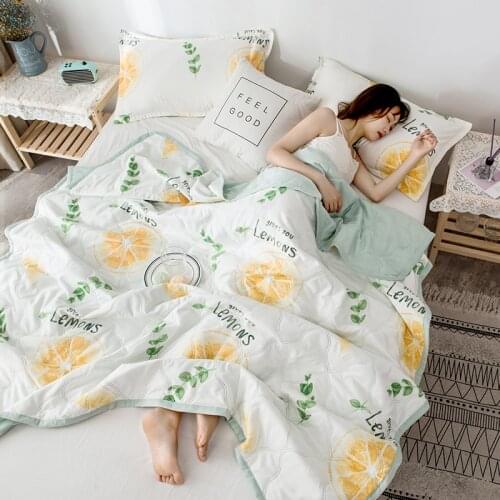 Colorful Style Summer Quilts Skin-Friendly Breathable Air-Conditioning Quilt Sofa Bed Thin Air Condition Throw Blanket Bedspread