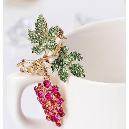 Leaf Purple Grape Rhinestones Brooches Women Girls Plant Brooch Pins Fashion Jewelry for Accessories Wedding
