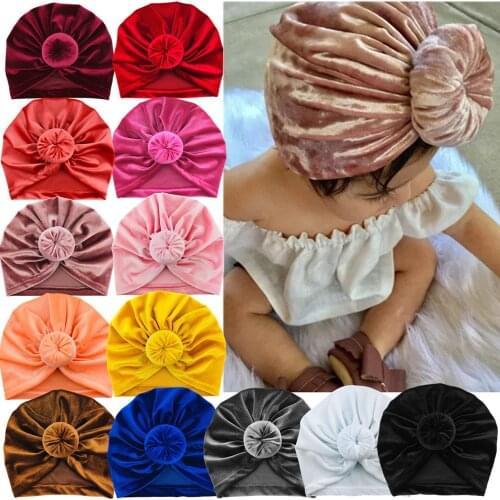 16pc/lot Velvet Baby Hat for Girls Autumn Winter Baby Boy Cap Photography Props Infant Beanie Cap Donuts Turban Hat Accessories