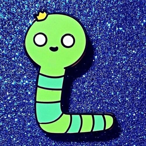 Kawaii Anime King Worm Cartoon Enamel Brooch Pin Backpack Hat Bag Jeans Jacket Lapel Pins Badges Fashion Jewelry Accessories