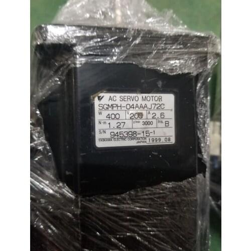 SGMPH-04AAAJ72C SERVO MOTOR , used in good condition . 80% appearance new , good working , free shipping