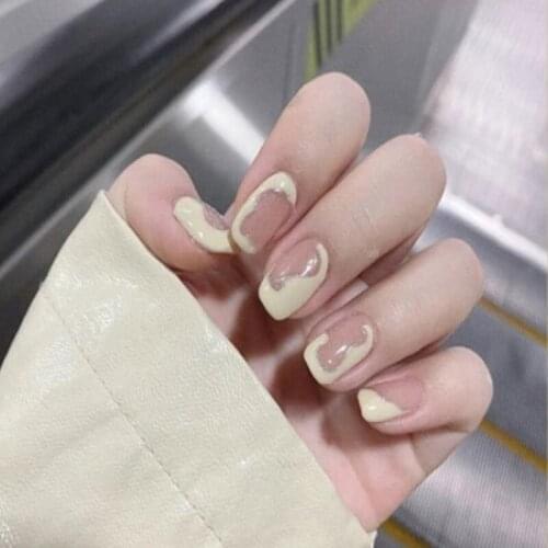 2021 New Nails Fake Tips Patch Detachable Wearable Yellow Heart Flowers Fashion Press On False Nail With Glue Art 24PCS/Box