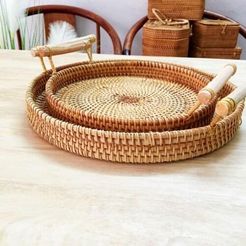 Handwoven Rattan Storage Tray With Wooden Handle Round Wicker Basket Bread Food Plate Fruit Cake Platter Dinner Serving Tray