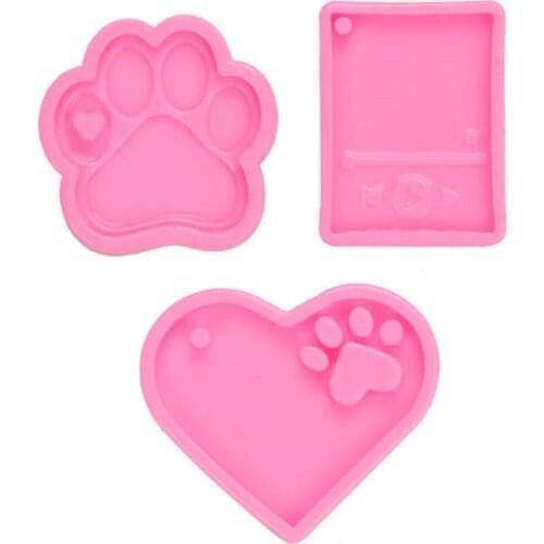 Silicone Moulds DIY Handmade Player MP3 Music Love Bear Paw Custom Keychain Polymer Clay Mold Making Kitchen Tools Decoration