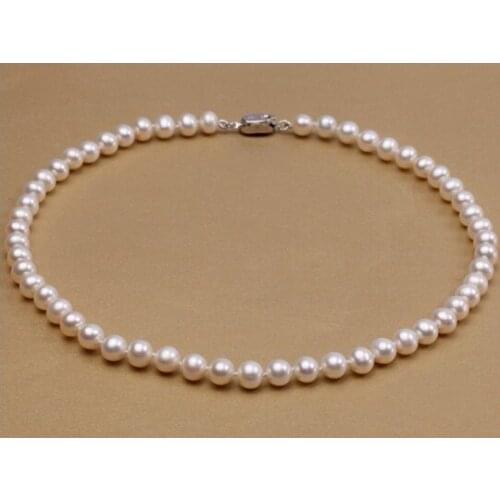 AAA 9-10mm Round White Cultured Freshwater Pearl Necklace 18"