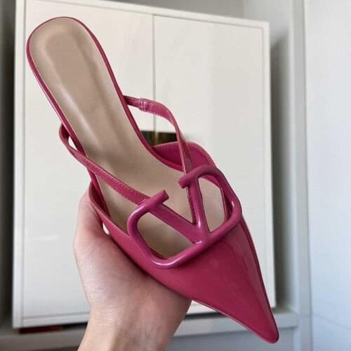 Rivet Pointed Toe Sandals Slippers For Women Fashion Muller Shoes New Hot Thin Heels Fashion Outdoor Ladies Leather Slippers