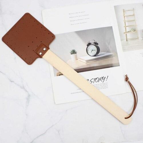 Leather Swatter Wooden Handle Household Easy Using Bug Pad Hang Household Fly Swatter Mosquito Slap With Wooden Handle