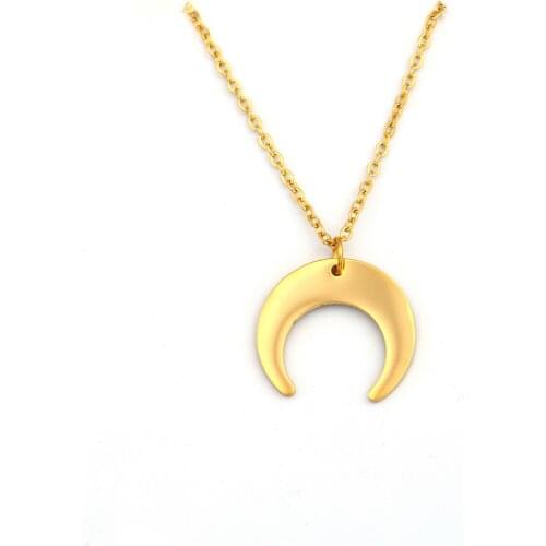RIR Minimalist Sharp-pointed Moon Necklace Cute Golden Nature Satellite Moon Pendant Romantic Woman Party Gift