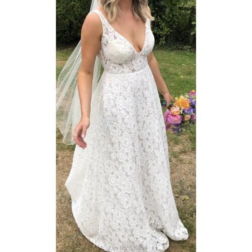 A Line Bridal Gowns Low V Back Pockets Beautiful Lace Straps Wedding Dress Custom Made Vestido De Novia Robe De Mariee