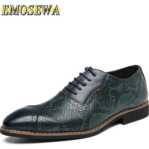 Mens Dress Shoes New Snakeskin Pattern Brogue Man Leather Shoes Vintage Carved Formal Business Flats Office Male Wedding Shoes