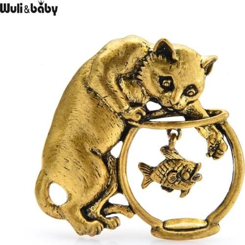 Wuli&baby Vintage Cat Looking into a Fish tank Brooch Pins Women And Girl Brooches Accessory 2021 Fashion Jewelry
