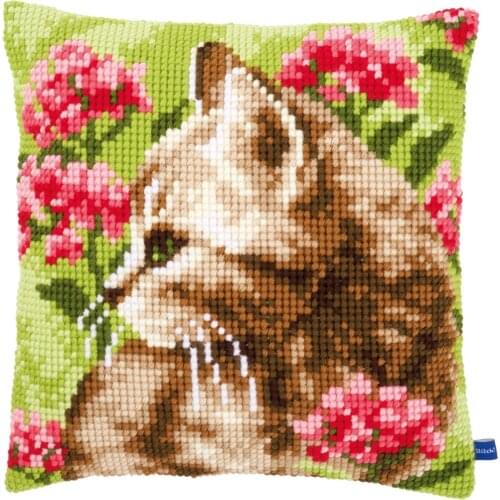 Cross Stitch Cushion Cat In Field of Flowers Needlepoint Kits Printed Canvas Chunky Yarn Cross-stitch Pillow Case Arts & Crafts