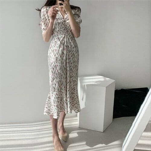 New 2020 Summer Women Dress Casual Pleated High Waist V-Neck Floral Vintage Chiffon Trumpet Sashes Long Dress One Size