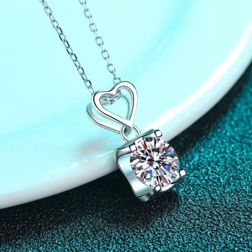 Silver 1 Carat Excellent Cut Diamond Test Passed D Color Good Clarity Moissanite Cow Head Heart Pendant Necklace Silver 925