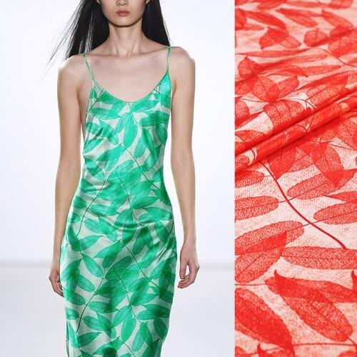 135CM Wide 19MM Red Green Leaves Print 94% Silk & 6% Spandex Strech Silk Satin Fabric for Shirt Skirt Dress Cheongsam J054
