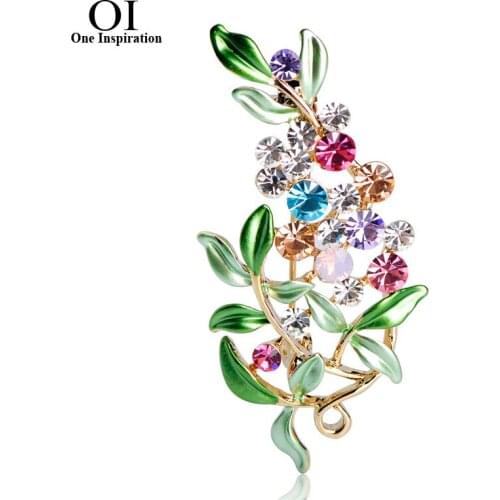 OI Korean Style Elegant Flower Brooches For Women Corsage Dress Accessories Enamel Crystal Scarf Buckle Broches Lapel Pins