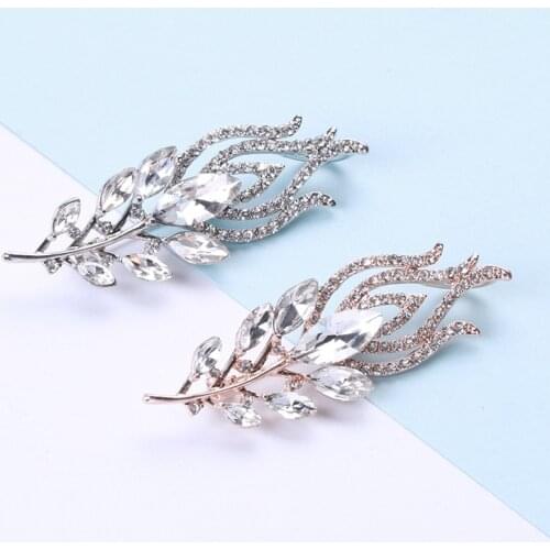 Han edition elegant crystal feather brooch contracted fashion diamond plant corsage temperament female jacket shirt pin