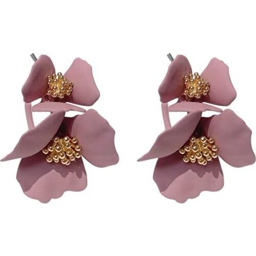 Серьги 2020 тренд pendientes Summer Fashion Sweet Flower Ear Studs Three-dimensional flower Earings Designer Petal Stud Earring