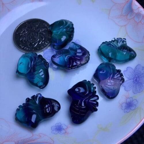 Wholesale Natural Handmade Fluorite Crystal Fish Carving Rainbow Fluorite Crystal Animal For Decoration