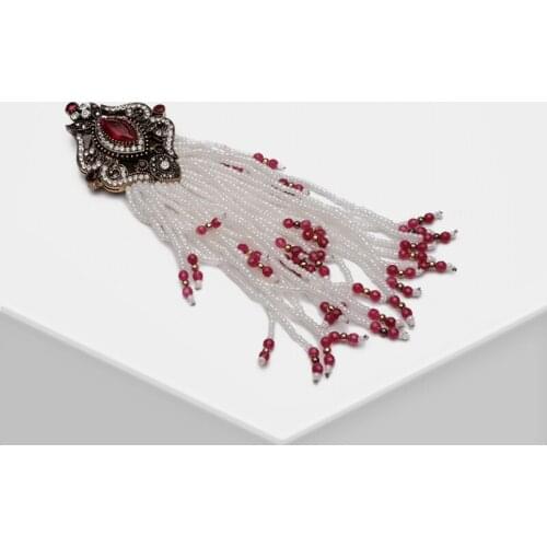 XZ30962-E43 Amorita boutique Vintage court style long pearl tassel medal brooch