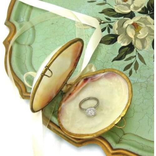 Seashell Clam Ring Holder with White Ribbon, Unique Ring Bearer Seashell Box, Beach Wedding Ring Pillow, Ring Bearer Pillow