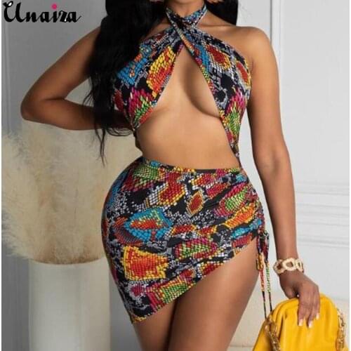 Unaiza Swimwear
