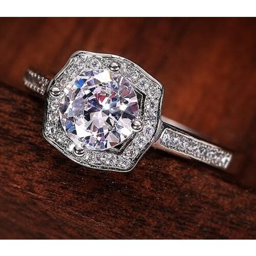 Huitan Temperament Women Wedding Engagement Rings Simple Elegant Design with Dazzling CZ Stone Female Versatile Fashion Jewelry