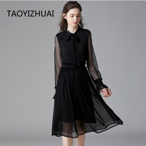 Autumn new lace up elastic lace mesh show thin taoyizhuai brand Plus Size dress women