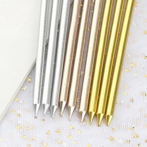 1/6Pcs Long Thin Cake Candles Metallic Birthday Candles Long Thin Candles in Holders for Birthday Wedding Party Cake Decorations