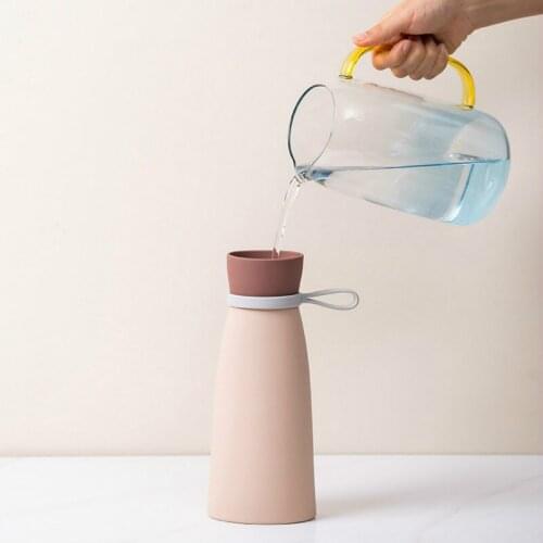Portable silica gel hot water bag water injection warm water bag carry water flushing water filling warm hand treasure