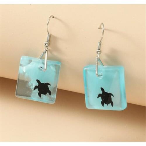 Creative Retro Resin Earrings for Women Geometric Acrylic Animal Turtle Earrings Simple Female Ear Jewelry