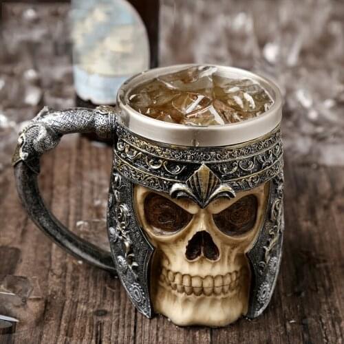 Hot Retro Horn Skull Resin Beer Mug Stainless Steel Skull Knight Halloween Coffee Cup Tea Mug Pub Bar Decoration