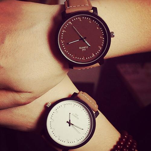 Fashion Unisex Dull Polish Faux Leather Band Analog Quartz Sports Wrist Watch casual