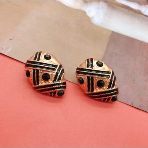 Vintage Retro Earrings Black Enamel Lines Geometric Alloy Banquet Jewelry Brincos For Women Modern