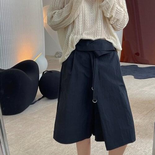 2021 New Summer Casual Ladies Shorts Solid Color Loose High Quality Women Shorts Fashion Elegant High Waist Female Shorts T88