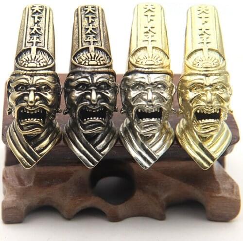 Antique Bronze Chinese Legendary Ghost Officer Head Car Keychain Pendant Feng Shui Decorations World Peace Bring Wealth