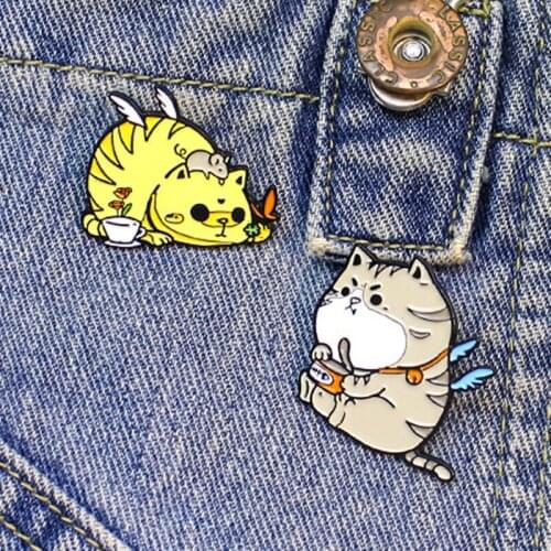 Cat Brooch Animal Brooch Little Wings Cat Brooch Cats Eat Fish Brooch Cat and Mouse Brooch Men and Women Pins Gift for Frends
