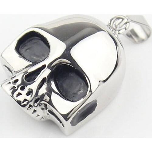 Von.Jovani Silver Pendants