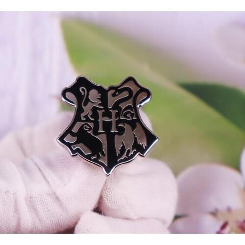HP Magic Wizard School Logo Crest Badge Enamel Lapel Pin Jewelry Accessory Ornament