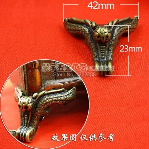 42*23mm Decorative gift box sides corner Antique wooden palette foot box buckle Hardware Alloy foot care Furniture legs