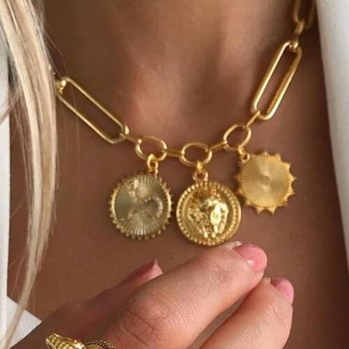 Dvacaman Golden Chains