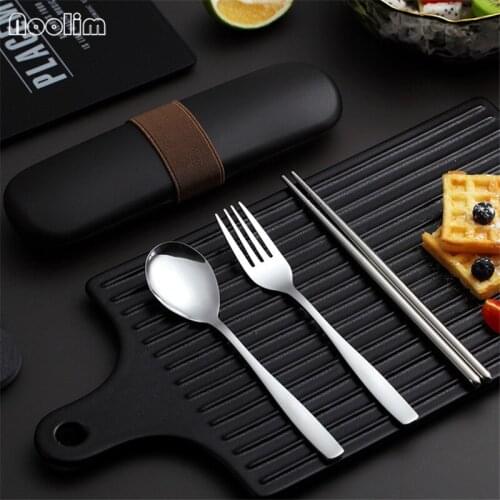 Japanese Stainless Steel Chopsticks Soup Spoon Fruit Noodle Dessert Fork Set with Portable Cute Cutlery Box Travel Tableware