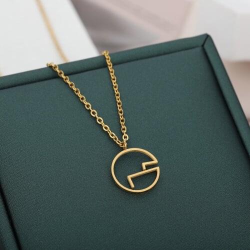 Simple Round Circle Pendants Womens Fashion Mountain Necklaces Minimalism Jewelry Stainless Steel Accessories Bijoux Femme BFF