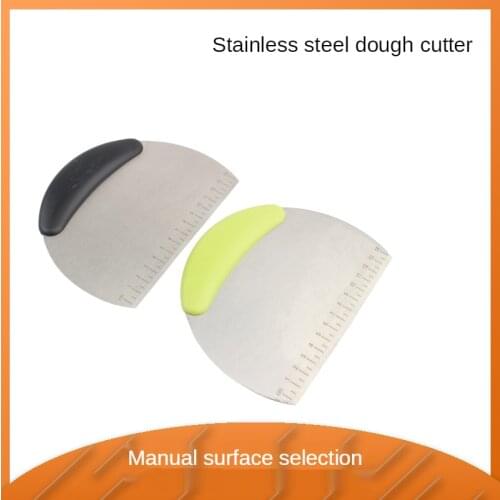 Flour dough cutter with scale Multifunctional stainless steel flour cutter Semi-circular flour spatula Flour scraper