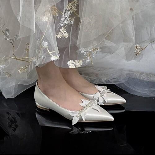 Wedding Shoes Womens Flat Shoes 2021 Summer White Single Shoes Pregnant Women Pointed Toe Slip-on String Bead Shallow Lady Shoe