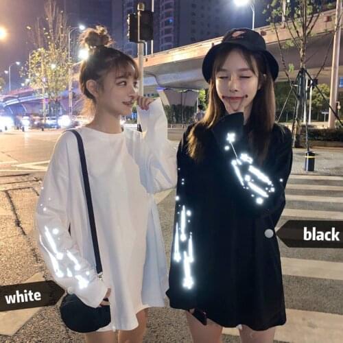 Women T-Shirt Autumn Oversize Harajuku Tshirt Streetwear Cool Print T Shirt Laser Reflective Top Bottoming Fashion Tee Shirt