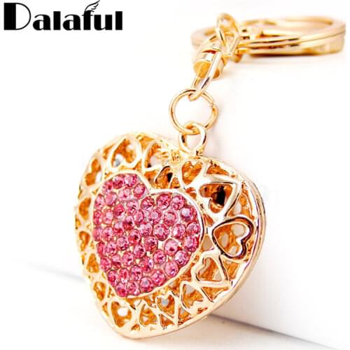 Beautiful Hollow Out Love Heart Key Chains Rings Holder For Car Keyrings KeyChains For Chic Lovers Sweetheart Pendant K290