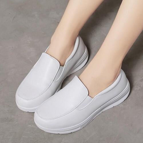Platform shoes female sneakers solid comfortable high quality slip-on shoes woman sneakers plus size 2021